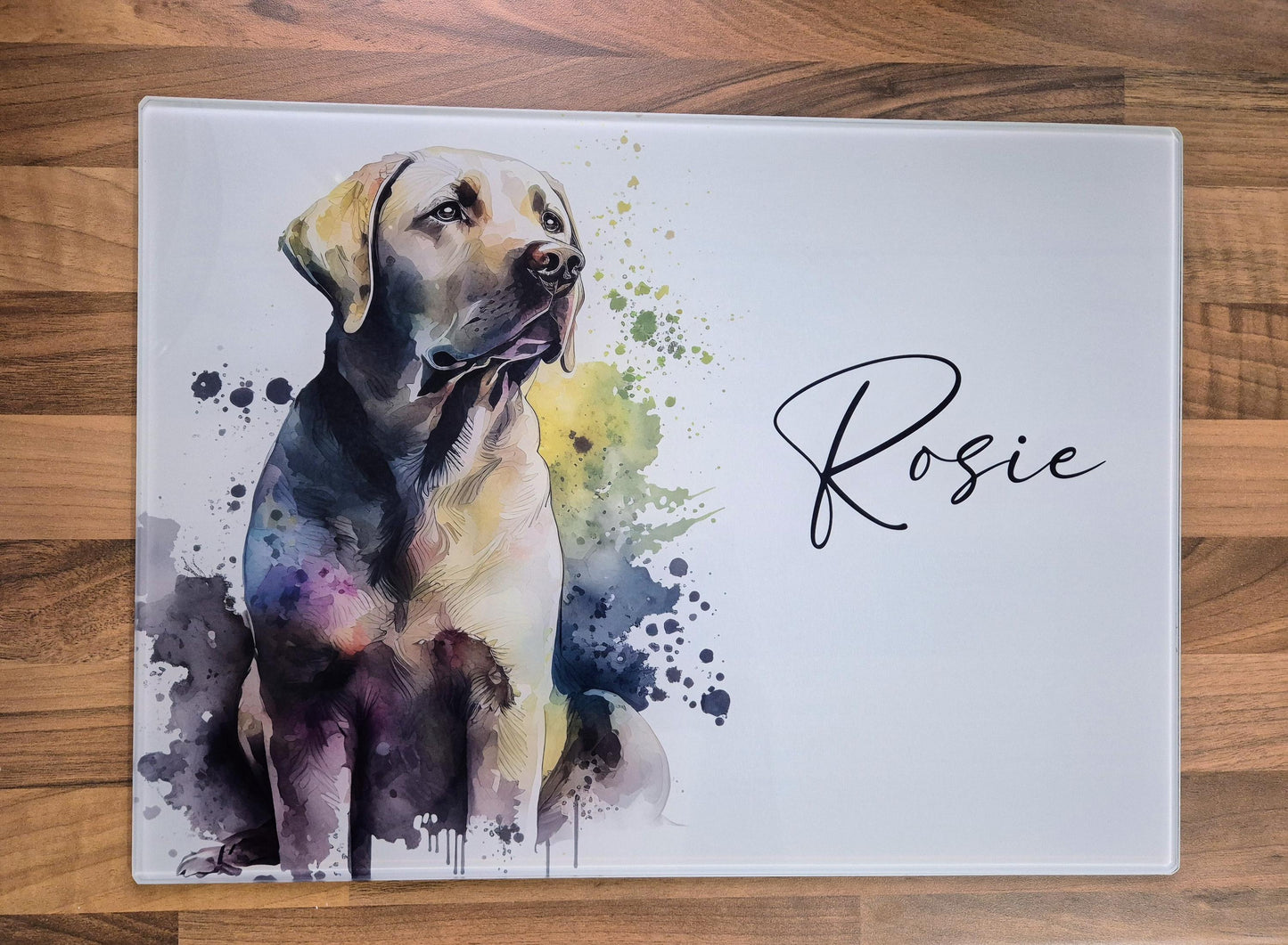 Personalised Yellow Labrador Glass Chopping Board – Custom Dog Lover Kitchen Gift